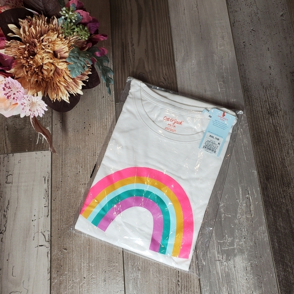 NWT Cat & Jack Girls Rainbow Graphic Tee T-Shirt Size XXL 18 Almond Cream - Picture 9 of 11